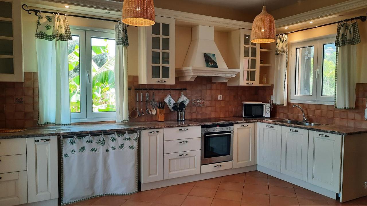 Alekos Beach Houses-Mitis Lépedha Eksteriør billede